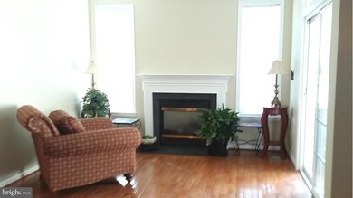 8414 Lily Ln, Laurel, MD 20723 - photo 2