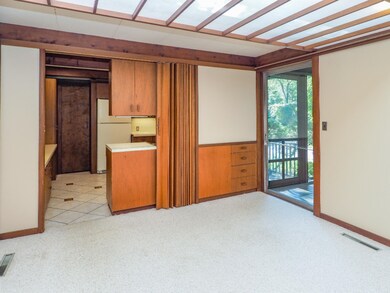 2906 Memory Ln, Kalamazoo, MI 49006 - photo 6