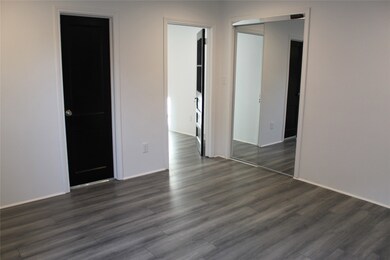 229 Neyland St unit A, Houston, TX 77022 - photo 3