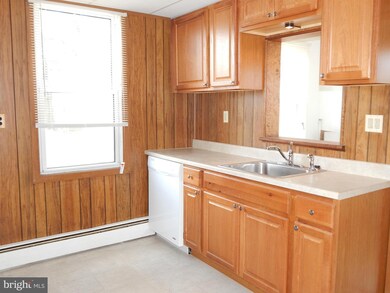 1105 Taylor Ave, Halethorpe, MD 21227 - photo 5