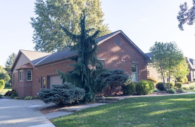 5433 Cinderford St NW, Canton, OH 44718 - photo 3