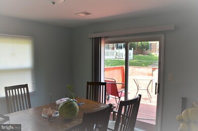 9523 Hagel Cir unit C, Lorton, VA 22079 - photo 2