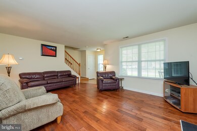 1626 Lee Dr, Edgewater, MD 21037 - photo 4