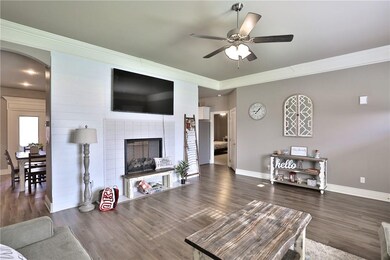 461 Captain Marshal St, Prairie Grove, AR 72753 - photo 3