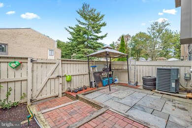 9214 Chadburn Place, Montgomery Village, MD 20886 - photo 5