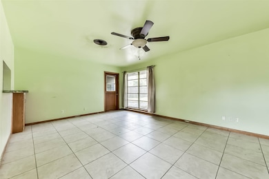 3517 Tanglebriar Dr, Pasadena, TX 77503 - photo 4