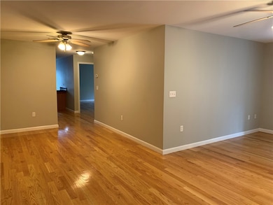 402 New River Rd unit 106, Manville, RI 02838 - photo 6