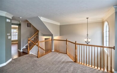 Spacious Familyroom with newer Carpet, upgraded Pa