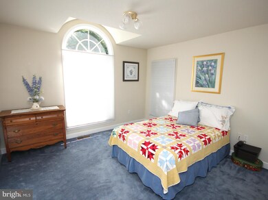 279 Fibich Ln, Harwood, MD 20776 - photo 3