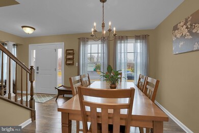 655 Franklin Square Dr, Chambersburg, PA 17201 - photo 6