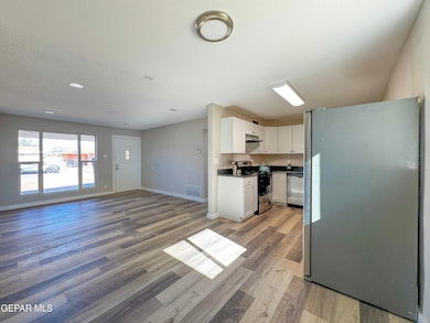 5640 Hemmingway Dr, El Paso, TX 79924 - photo 7