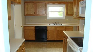 503 Sun Cir, Shelbyville, TN 37160 - photo 7