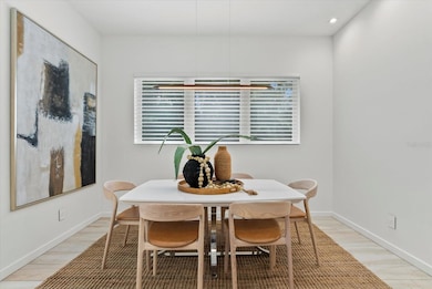 2814 W Tamiami Cir, Sarasota, FL 34234 - photo 7