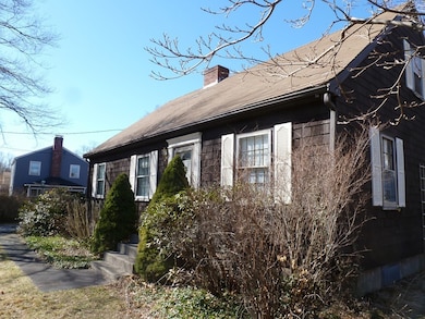 44 Curve St, Medfield, MA 02052 - photo 2