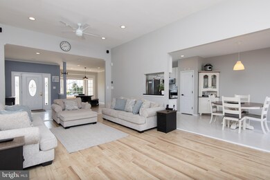 1002 Juniper Ct, West Deptford, NJ 08096 - photo 3