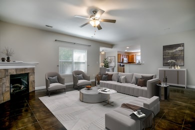 Living room (2)