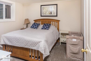 Bedroom 3_DMD_4366-SMALL