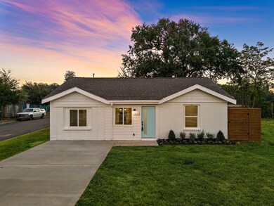 1822 Lula St, Houston, TX 77009 - photo 3