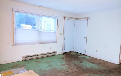 609 Ash St, Elk Rapids, MI 49629 - photo 6