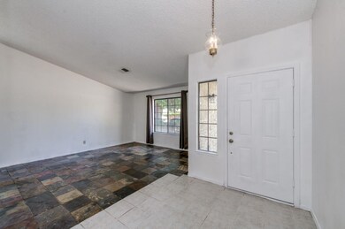 2536 Barstow Ave, Clovis, CA 93611 - photo 4