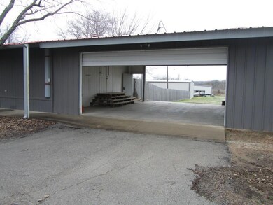 5201 N Fm 51, Weatherford, TX 76085 - photo 3