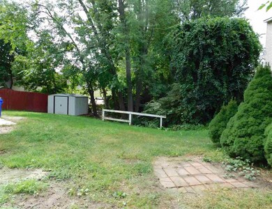 45 Lenox Ave, Manchester, NH 03103 - photo 5