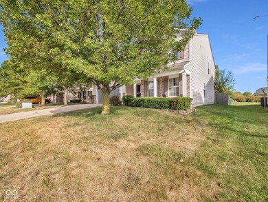 2368 Monarchy Ln, Greenwood, IN 46143 - photo 2