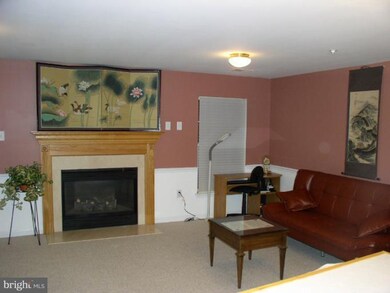 20829 Shamrock Glen Cir, Germantown, MD 20874 - photo 6