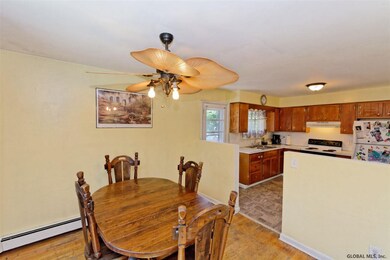 535 Mercer St, Albany, NY 12208 - photo 6