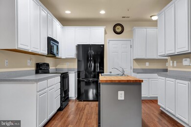 9624 Wigfall Way unit 85, Manassas Park, VA 20111 - photo 7