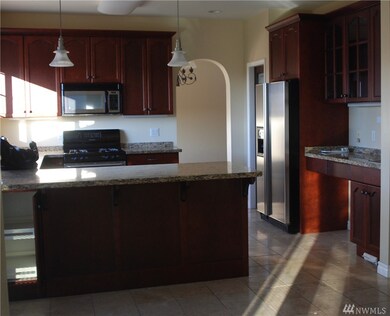 1549 Ocean View Ln, Point Roberts, WA 98281 - photo 2