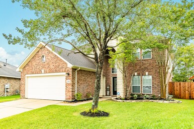 1806 Autumn Pond Cir, Alvin, TX 77511 - photo 2