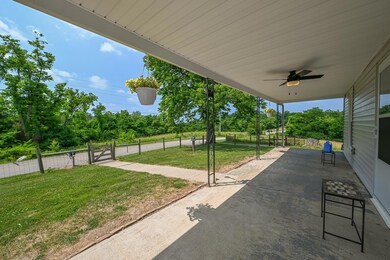 Front porch sittin!