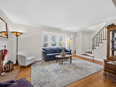 unlisted-address, Clarendon Hills, IL 60514 - photo 2