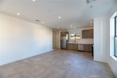 1807 S Longwood Ave, Los Angeles, CA 90019 - photo 7