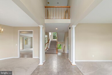 10929 Southcoate Village Dr, Bealeton, VA 22712 - photo 3