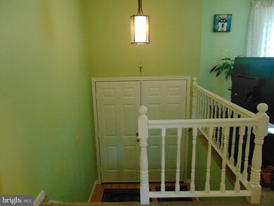 181 Country Hill Rd, Orwigsburg, PA 17961 - photo 2