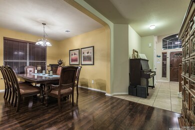 8511 Spicewood Bend, San Antonio, TX 78255 - photo 5