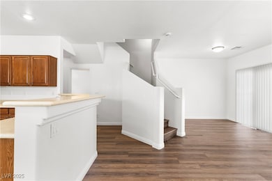 2092 Scanlon Ferry Ct unit 102, Las Vegas, NV 89156 - photo 6