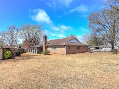 1205 W Canton St, Broken Arrow, OK 74012 - photo 4