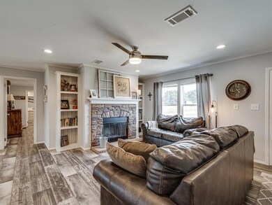 2240 Hopewell Rd, Cleburne, TX 76031 - photo 6