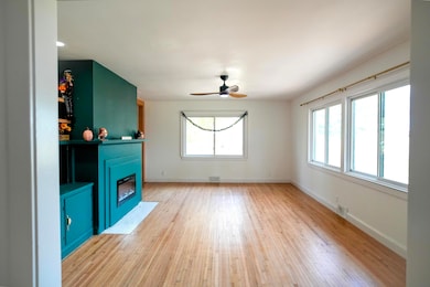 626 N Main St, Mount Vernon, MO 65712 - photo 2