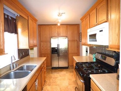 3905 Lytle Cir, Memphis, TN 38122 - photo 6