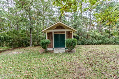 204 Bethesda Ct, Jacksonville, NC 28546 - photo 6