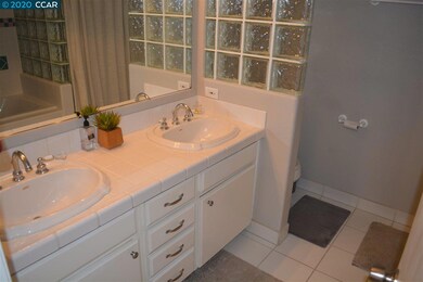 217 Brighton St, Hercules, CA 94547 - photo 6