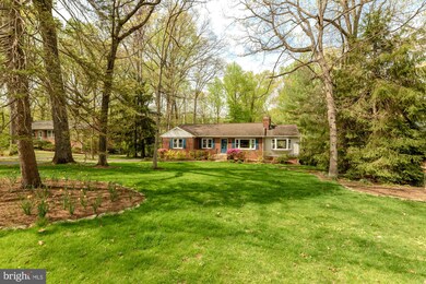 9104 Courtley Ct, Fairfax, VA 22031 - photo 2