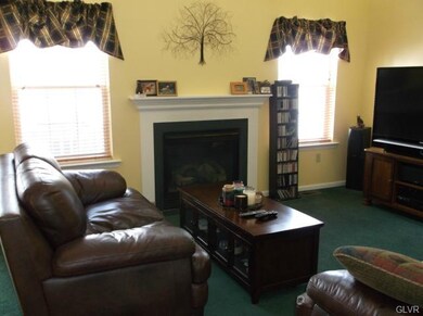 270 Park Ridge Dr, Easton, PA 18040 - photo 4