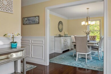 37 Chisholm Farm Dr, Stratham, NH 03885 - photo 3