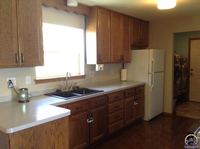 8129 SW Hoch Rd, Auburn, KS 66402 - photo 3