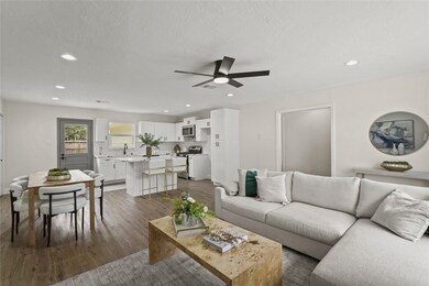 5018 De Lange Ln, Houston, TX 77092 - photo 5